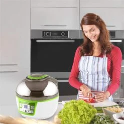 VitAir Turbo Heißluftfritteuse Grün-weiß 1400W Grillen Backen 9l -Küchenbedarf Geschäft 10028288 yy 0004 ambient klarstein vitair heissluft frieteuse