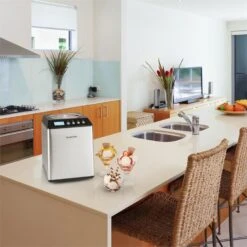 Vanilly Sky Family Eiscremebereiter Frozen Yoghurt 250W 2,5l Silber -Küchenbedarf Geschäft 10031846 yy 0002 ambient Klarstein Vanilly Sky Family Eiscremebereiter silber