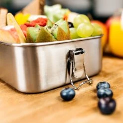 Schmatzfatz Eco Lunchbox 1200ml 19,5 X 14,5 X 6,5 Cm (BxHxT) Edelstahl 9 Schmatzfatz Eco Lunchbox 1200ml 19,5 X 14,5 X 6,5 Cm (BxHxT) Edelstahl -Küchenbedarf Geschäft 10037956 yy 0004 logo