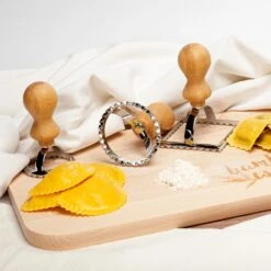 Ravioli Ausstecher 3er Set 3 Größen Rund & Eckig Metall Bambus -Küchenbedarf Geschäft 10038035 yy 0003 logo